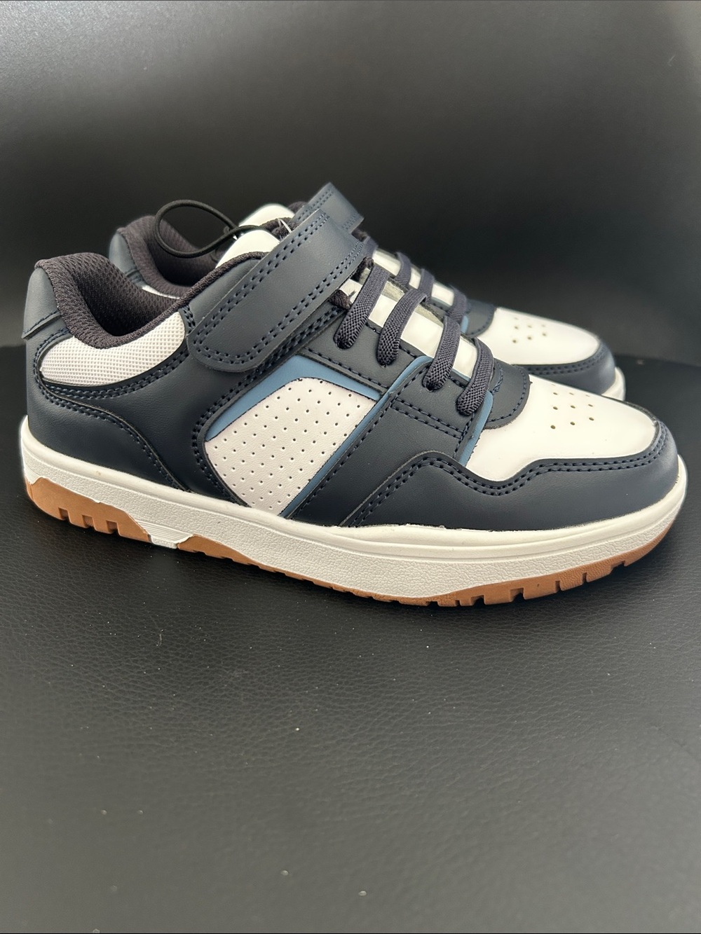 NWT 🆕 Kids Navy and White No-Tie Sneakers